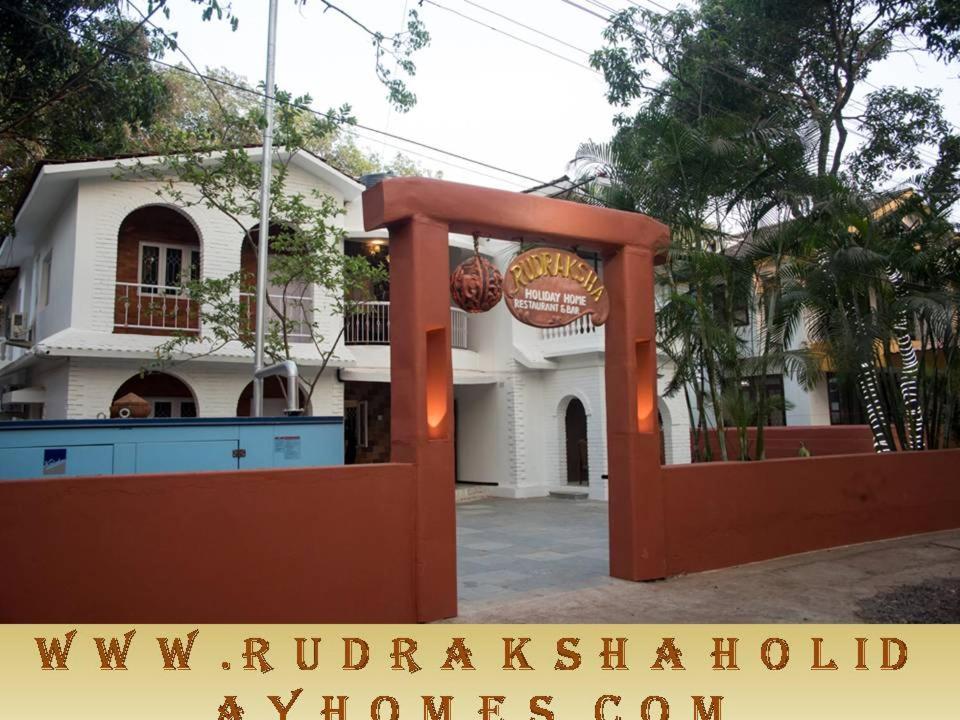 Rudraksha Holiday Homes Candolim Exteriör bild